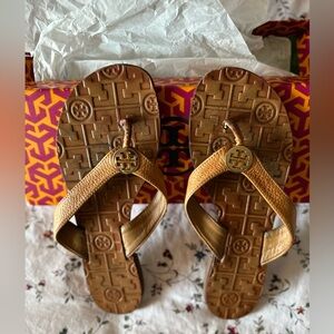 TORY BURCH BROWN SANDALS SIZE 7